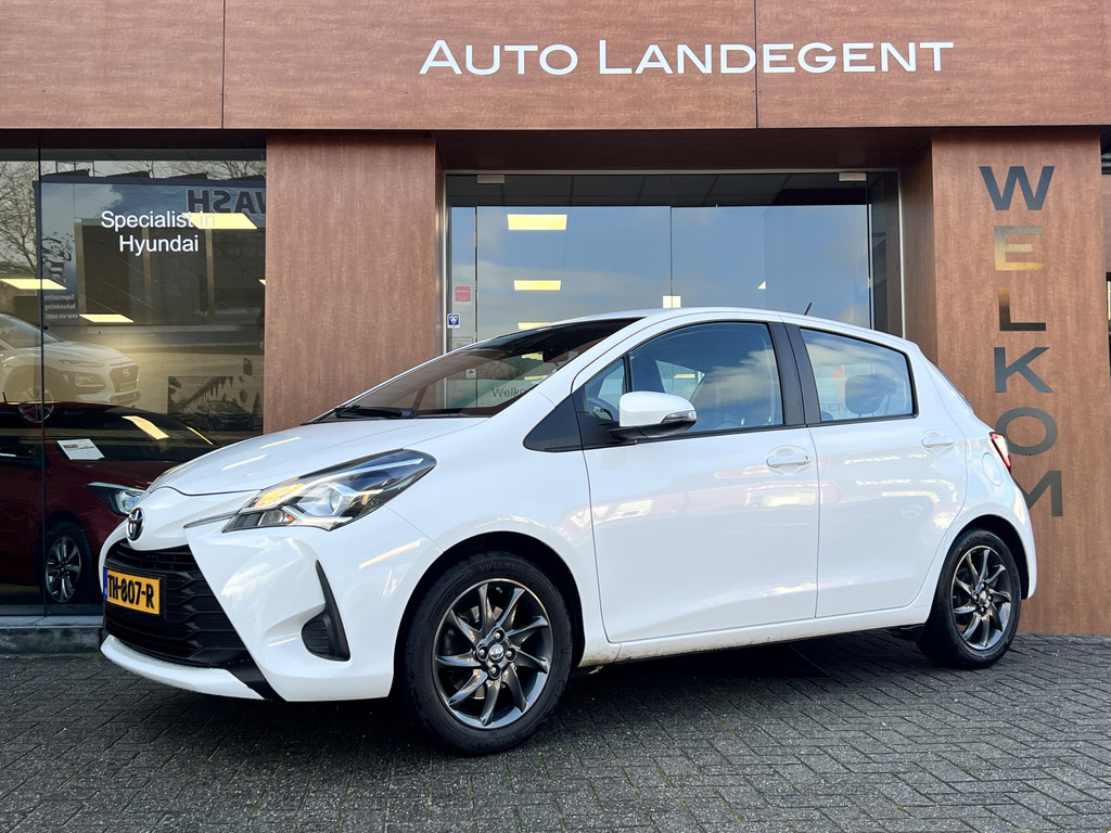 Toyota Yaris 1.5 VVT-i Comfort | Radio | Trekhaak | LM-velgen | Airco 50327829-1.jpg | Auto Landegent