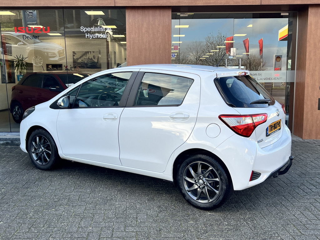 Toyota Yaris 1.5 VVT-i Comfort | Radio | Trekhaak | LM-velgen | Airco 50327829-2.jpg | Auto Landegent